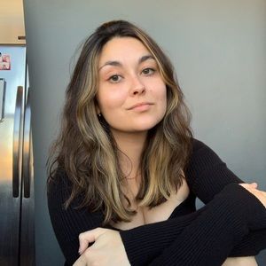 Meet your Posher, Adriana